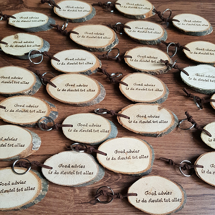 Houten sleutelhanger met naam of andere tekst - Afbeelding 6